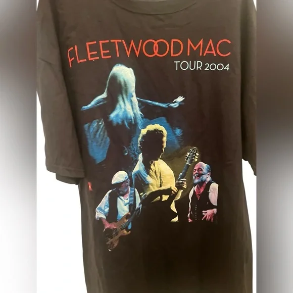 VINTAGE 2000s Fleetwood Mac Tour T-shirt 2004 / Streetwear / Tour Tees / Y2K - Picture 2 of 7